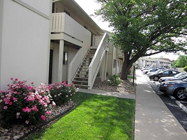 5900 E. Mainsgate Rd. 1-2 Beds Apartment for Rent Photo Gallery 1